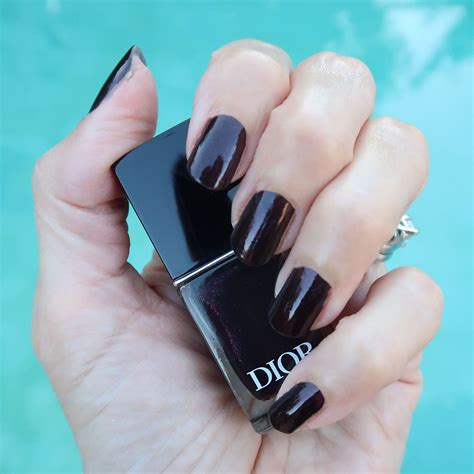 dior christmas nail polish 2023|Dior christmas make up.